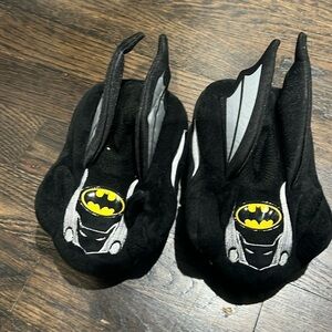 Batman slippers. Toddler 7-8.